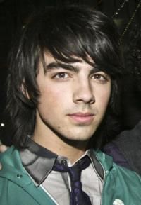 Joe Jonas - Nume: Joe Jonas Joe Jonas Data nasterii: 15 - Stiluri,poze,teme si jocuri