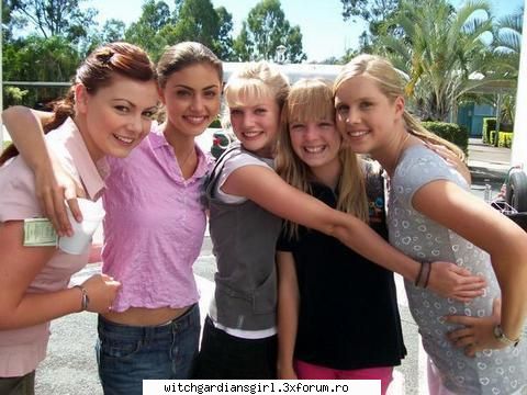 rikky emma cleo charlotte kim           - cariba , claire , phoebe , brittany and cleo . poze,poze